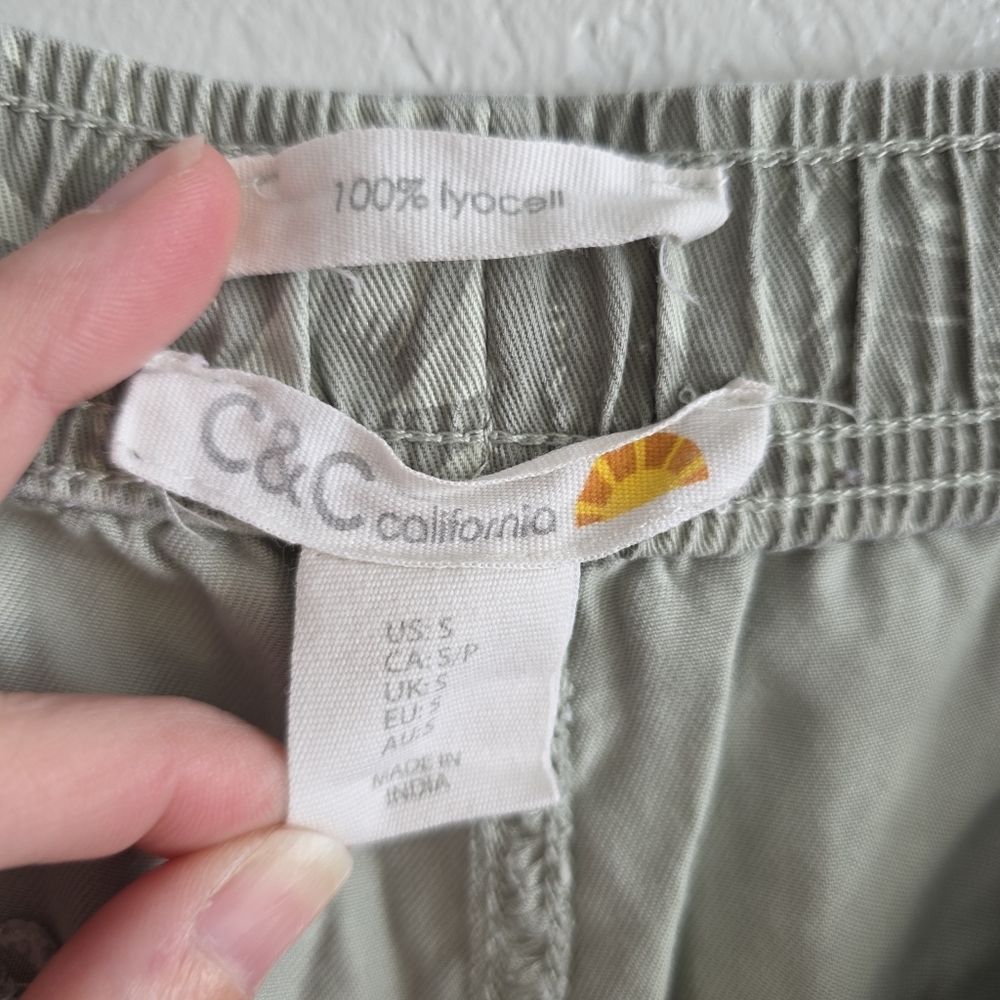 C&C California Womens Lyocell Tropical Boho Sage Green Tropical Shorts Sz Small - Picture 4 of 5